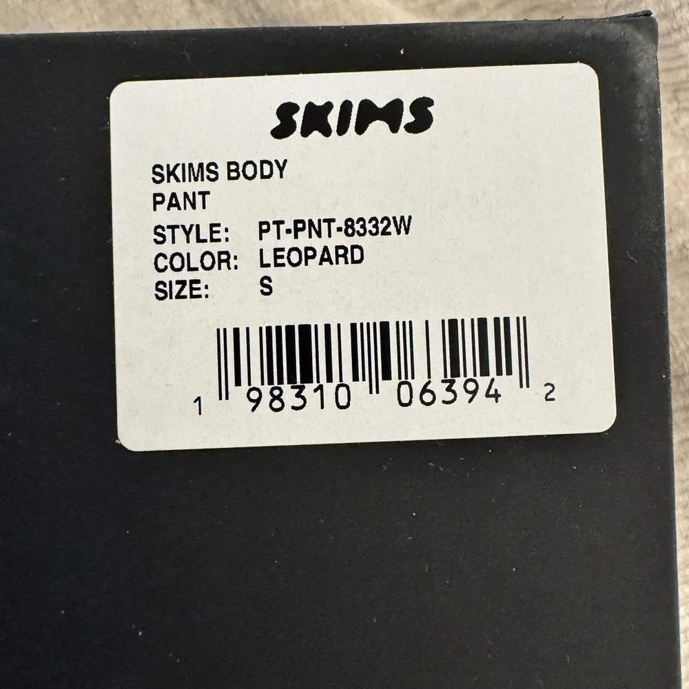 Dolce & Gabbana Leopard Print Leggings - Picture 11 of 11